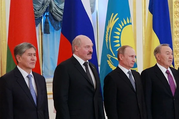 Belarus and the Rise of Eurasian Alliances Belarus and the Rise of Eurasian Alliances