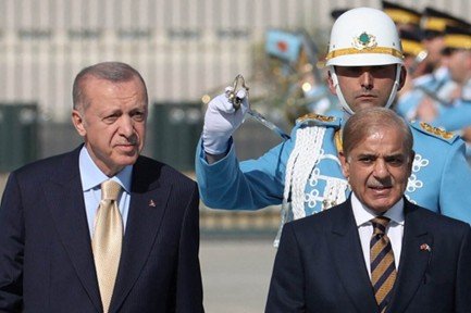 Turkey Urges Peace Amid Pakistan-India Conflict